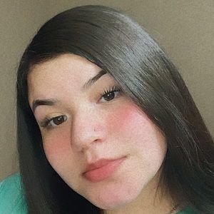 Meet your Posher, Leannah